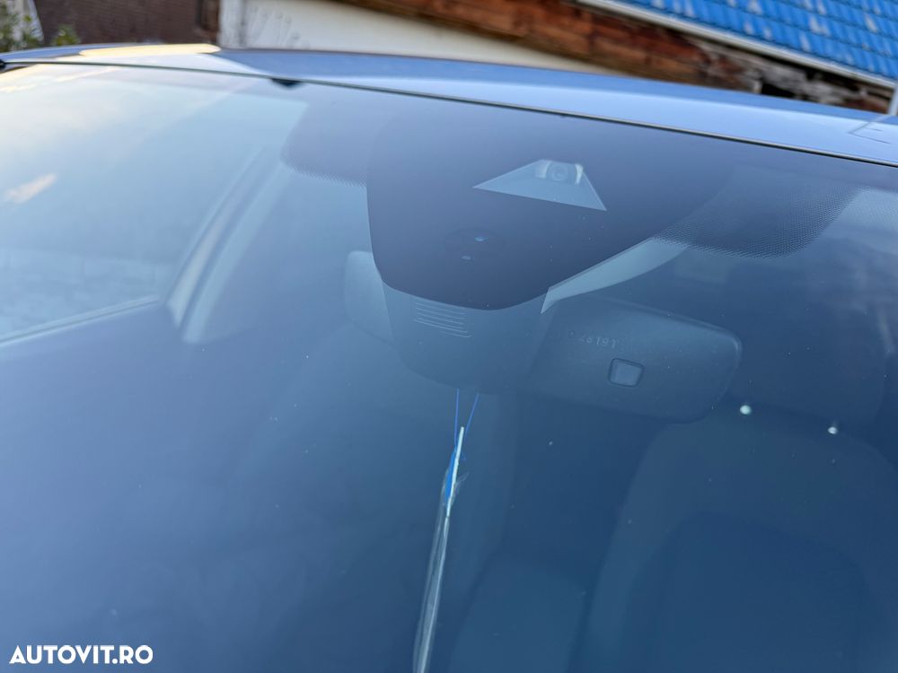 Volkswagen Golf 2.0 TDI SCR Life - 26