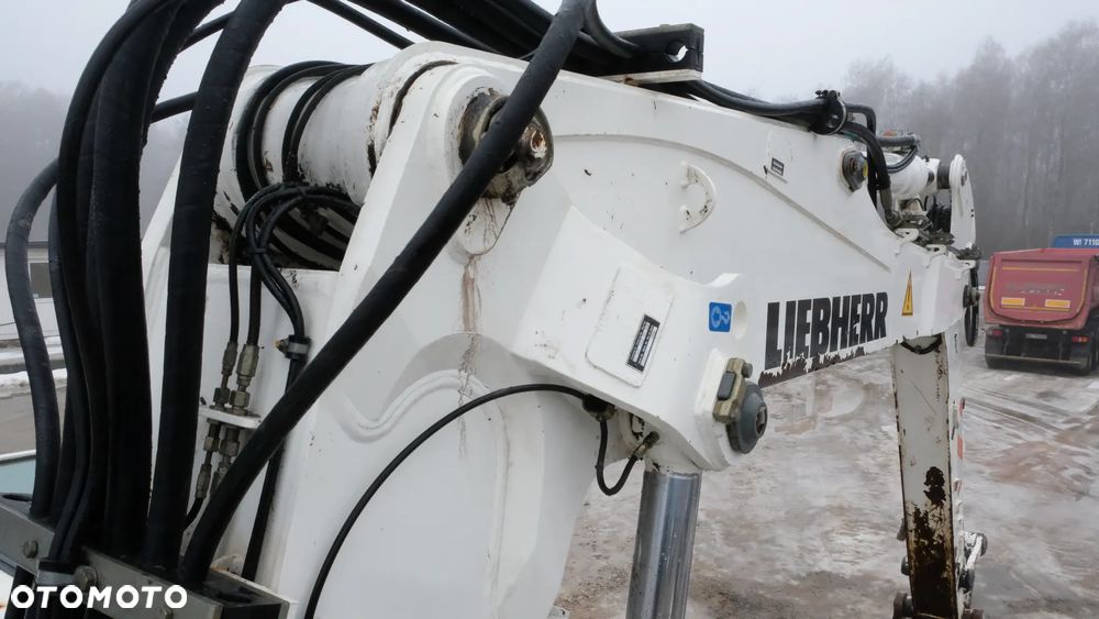 Liebherr 900C - 11
