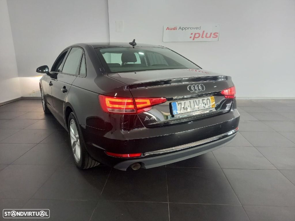 Audi A4 2.0 TDI - 9