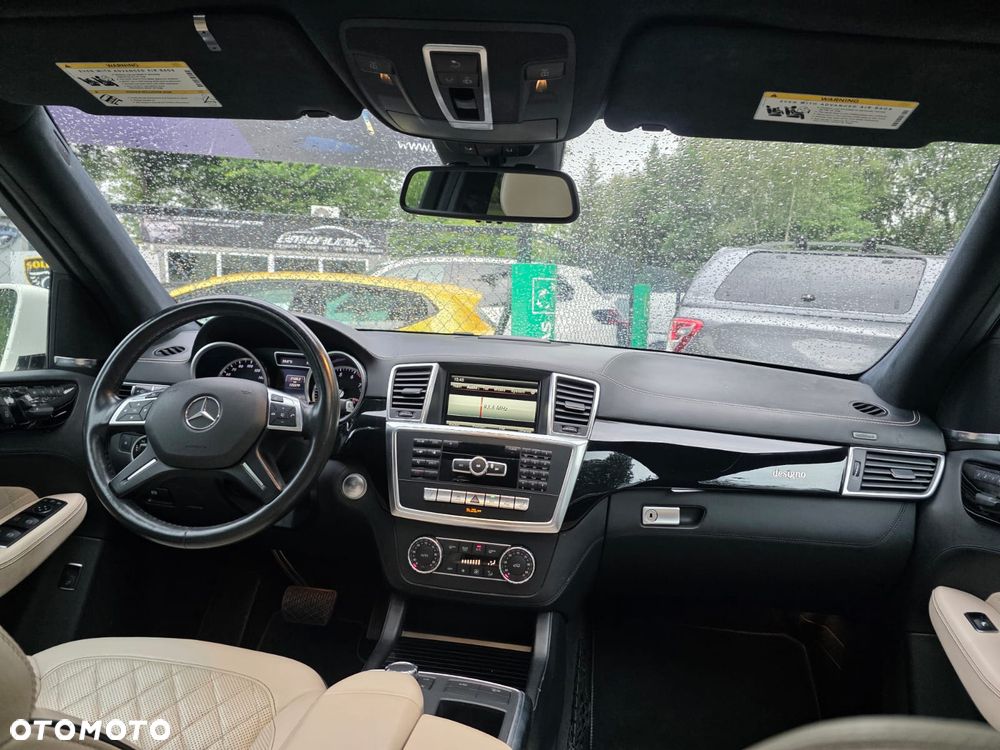 Mercedes-Benz GL 400 4Matic 7G-TRONIC - 12