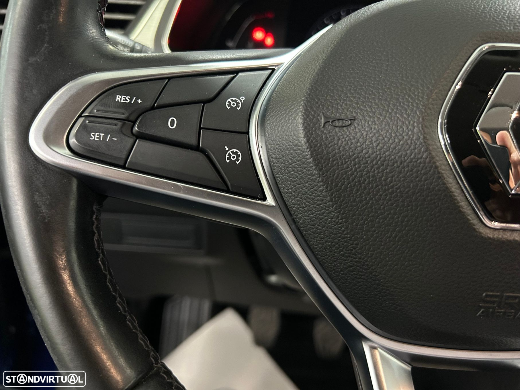 Renault Captur 1.0 TCe Techno - 37