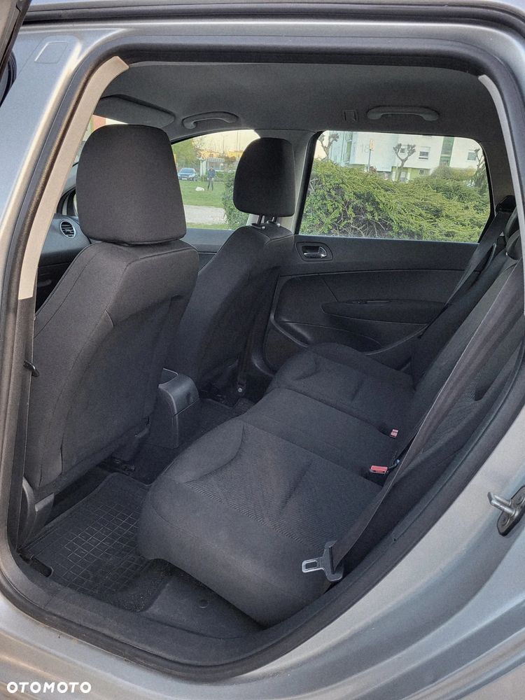 Peugeot 308 - 10