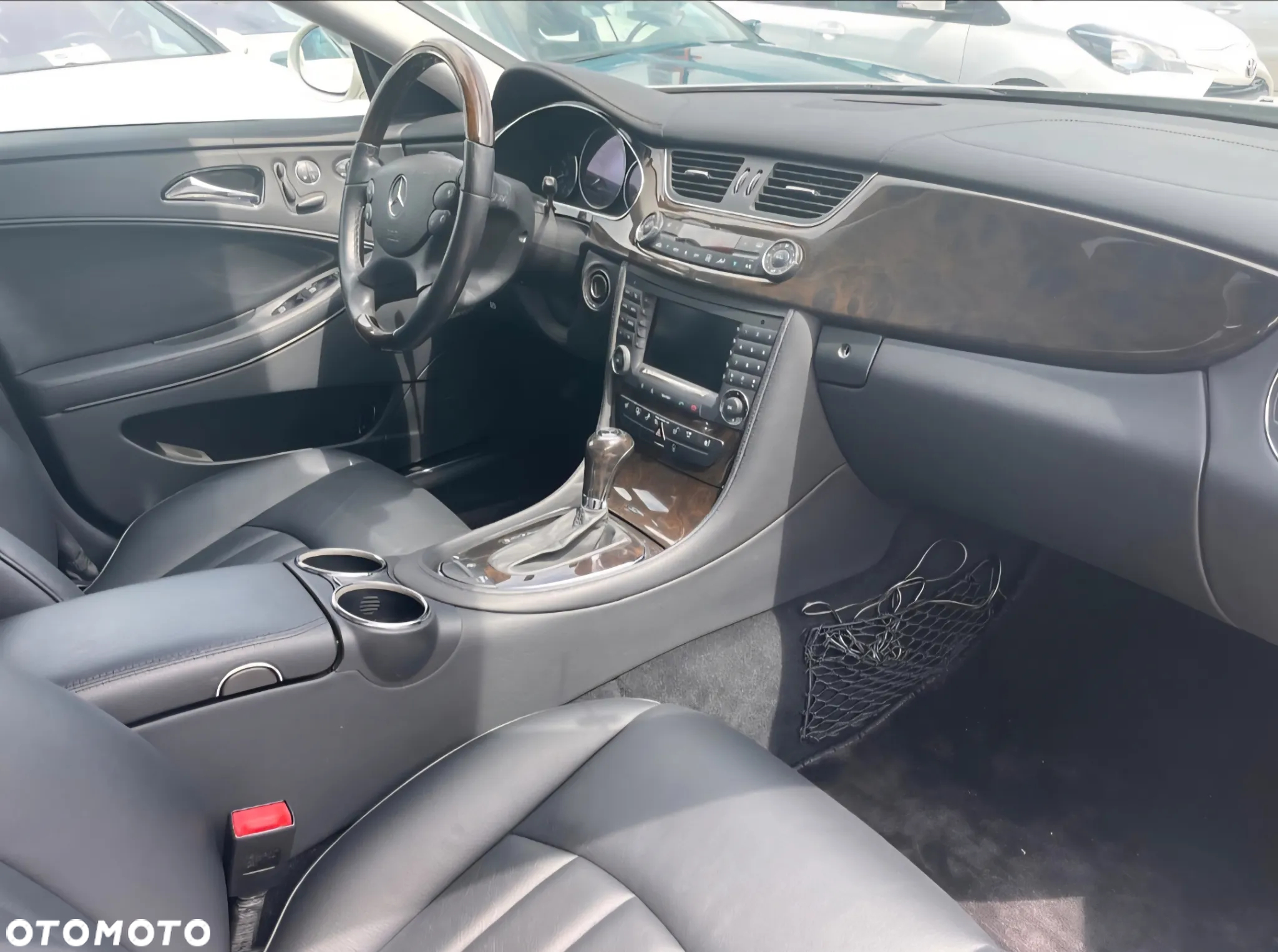 Mercedes-Benz CLS 500 - 19