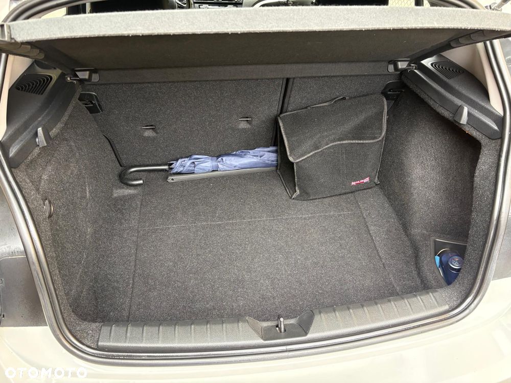 BMW Seria 1 - 8