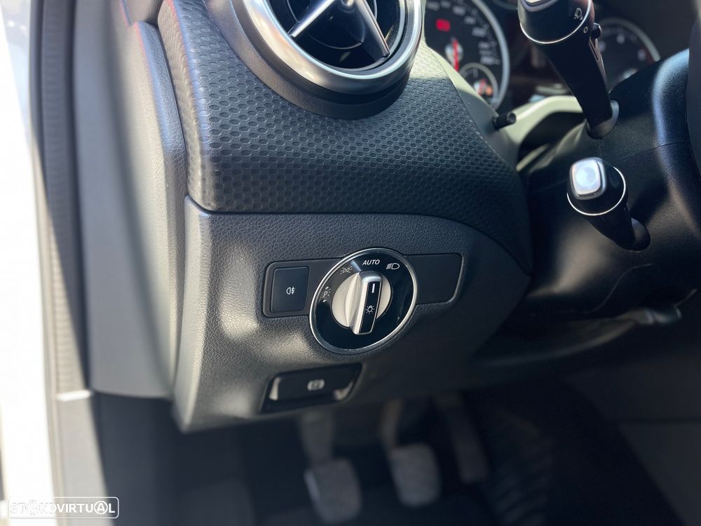 Mercedes-Benz A 180 d BlueEFFICIENCY Edition Style - 12