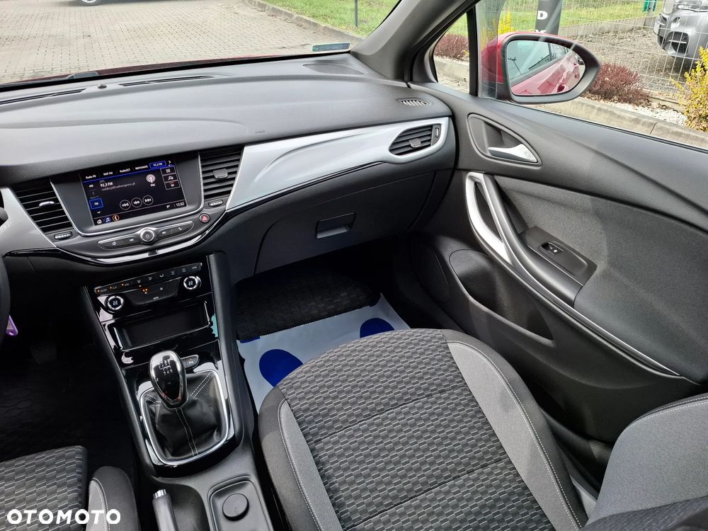 Opel Astra 1.2 T Edition S&S - 16