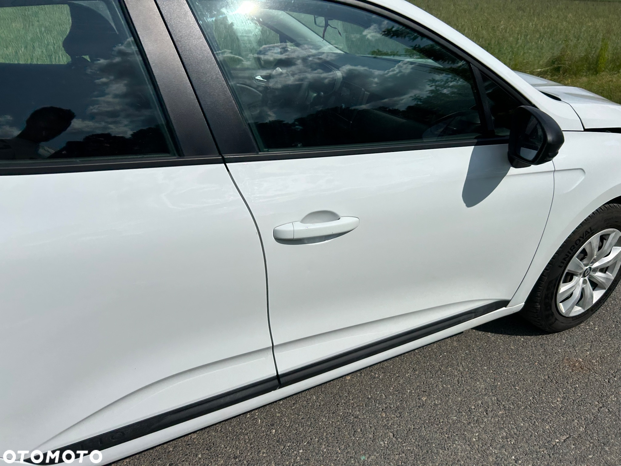 Renault Clio - 30