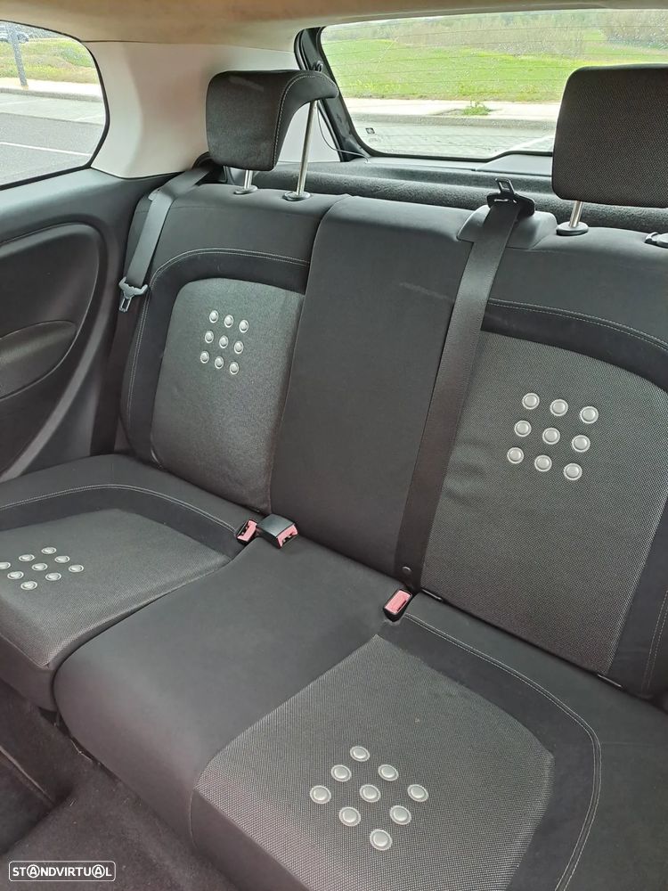 Fiat Grande Punto 1.3 M-Jet Sport - 12