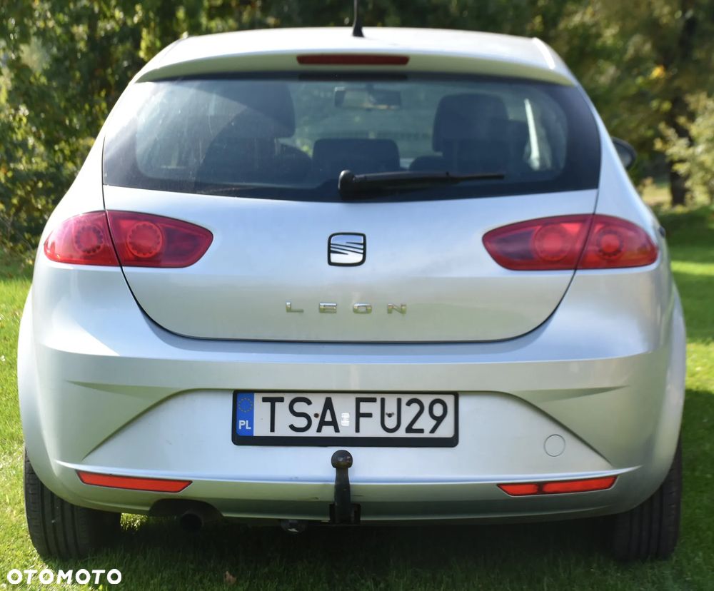 Seat Leon 2010 photo 2