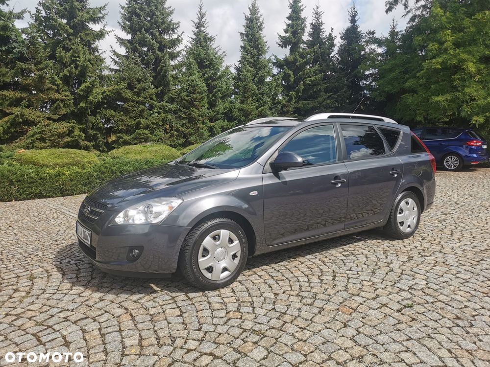 Kia Ceed 1.6 CVVT LX - 1