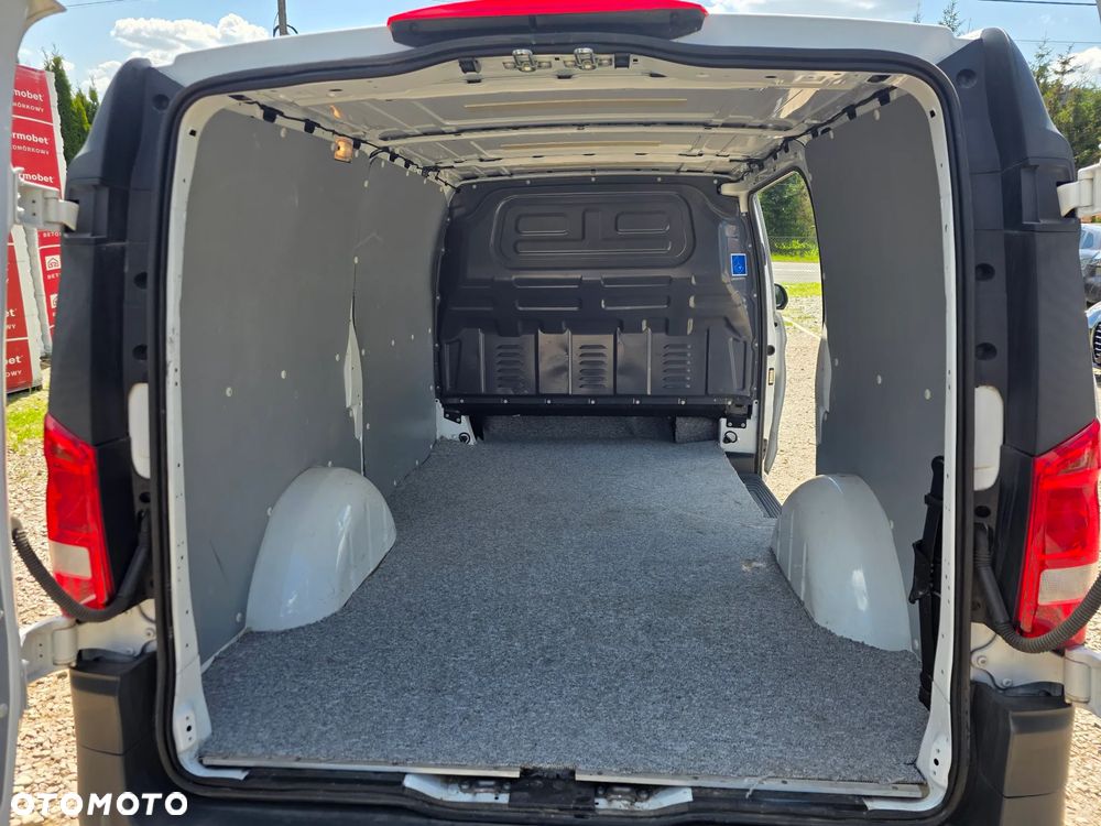 Mercedes-Benz Vito - 12