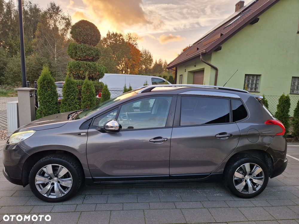 Peugeot 2008 1.6 BlueHDi Style - 12
