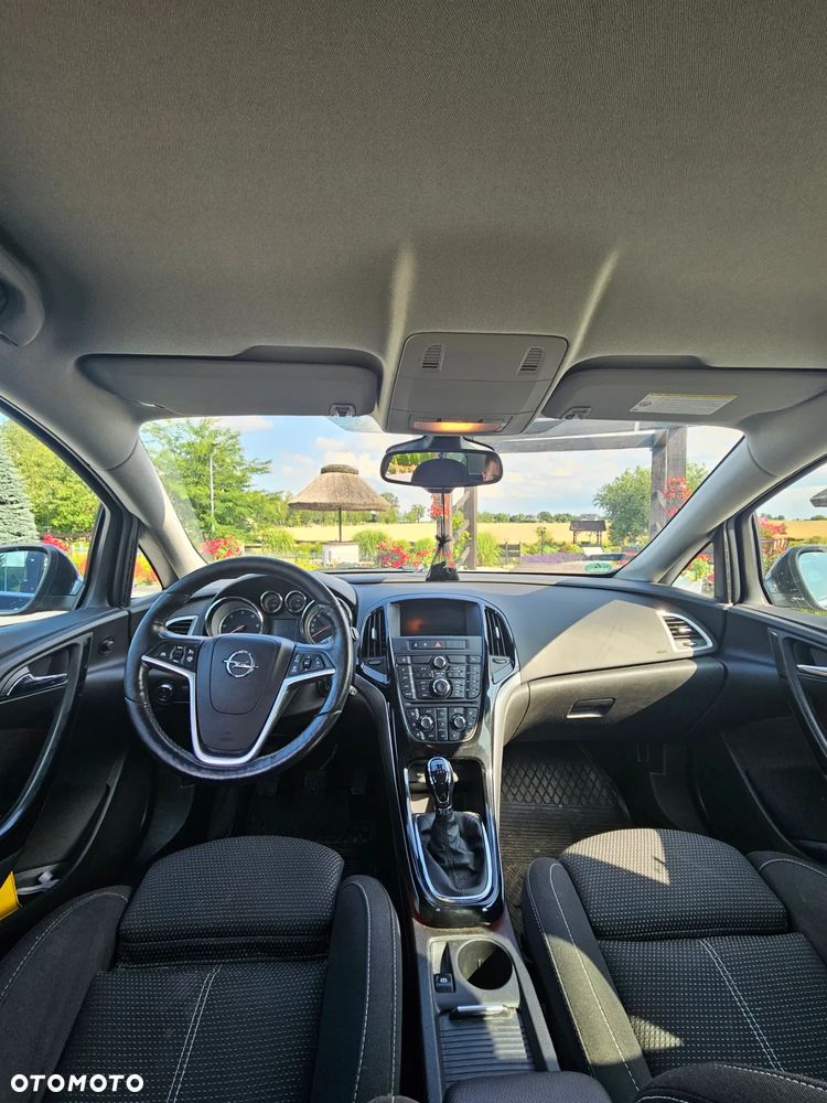 Opel Astra 2.0 CDTI Cosmo - 6