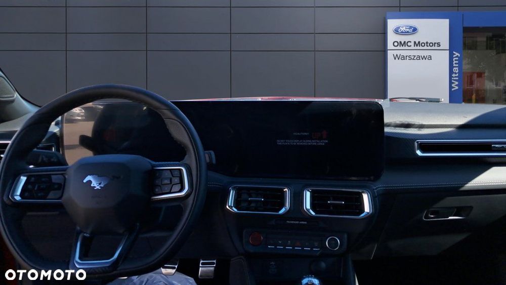 Ford Mustang - 4