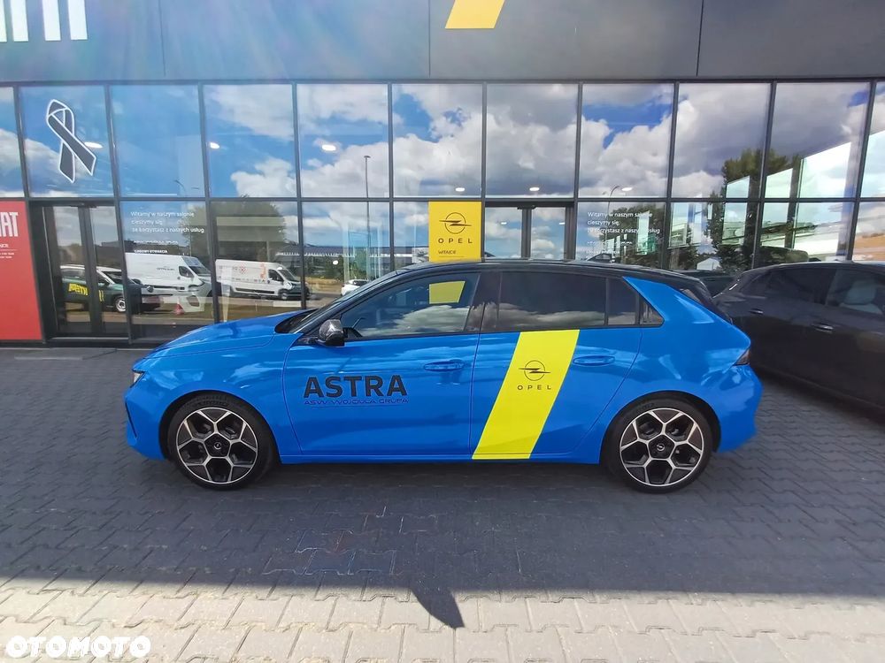 Opel Astra 1.2 T GS Line S&S - 4