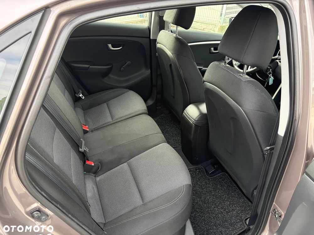 Hyundai i30 1.4 Style - 30