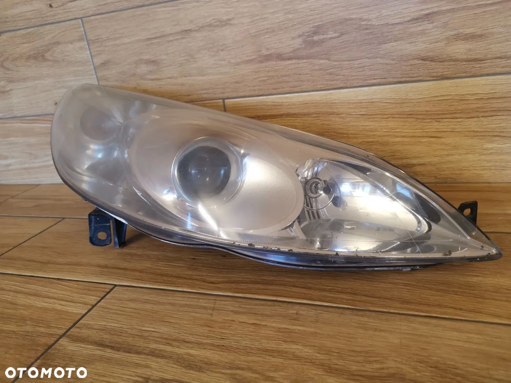 Lampa Prawy Przód 0301213602 Peugeot 407