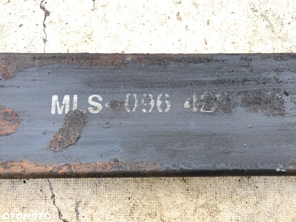 RESOR PRAWY PRZÓD  VOLVO FH12 1993 - 2022 FH 12/380 279 kW [379 KM] 6x2/4 1993 - 2005 - 5