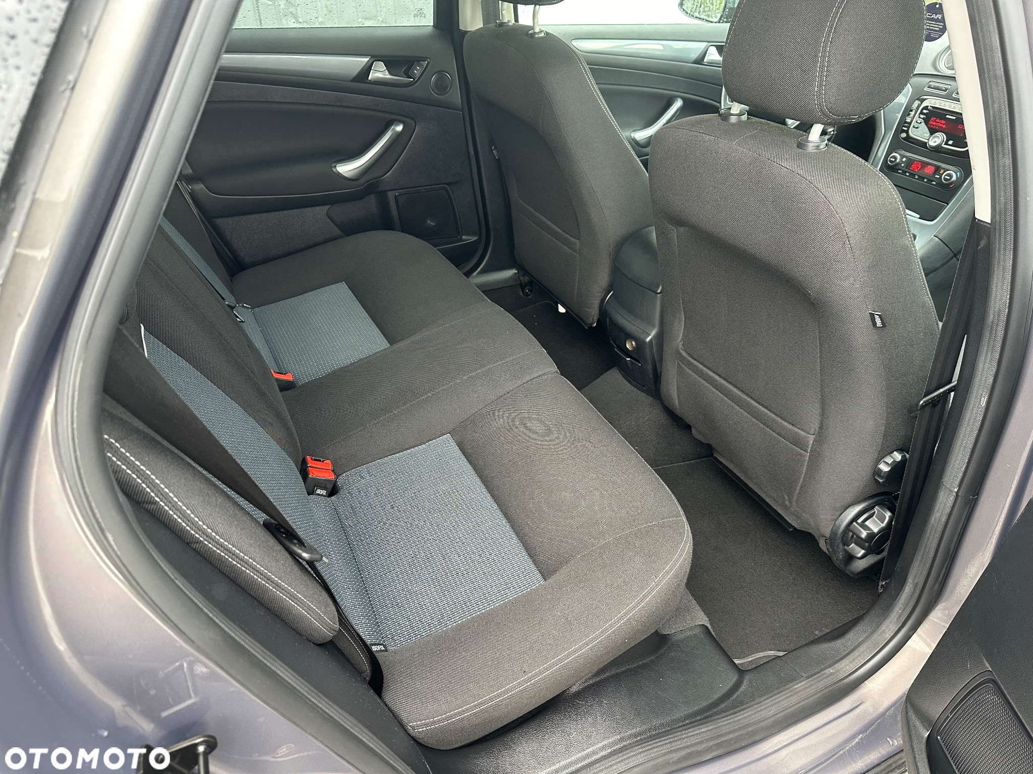 Ford Mondeo - 10