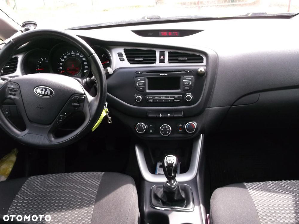 Kia Ceed 1.6 CRDi XL - 8