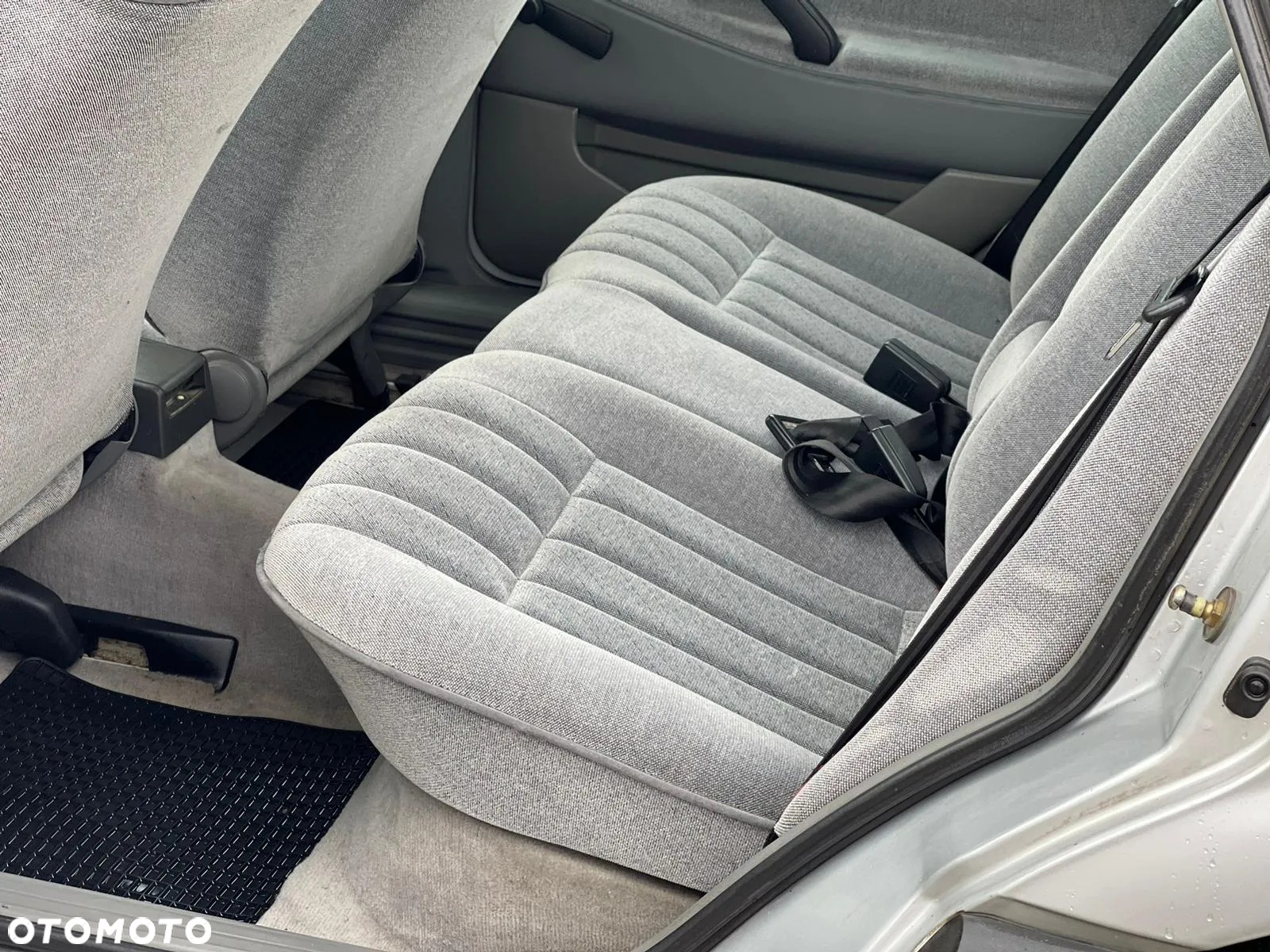 Volkswagen Passat - 11