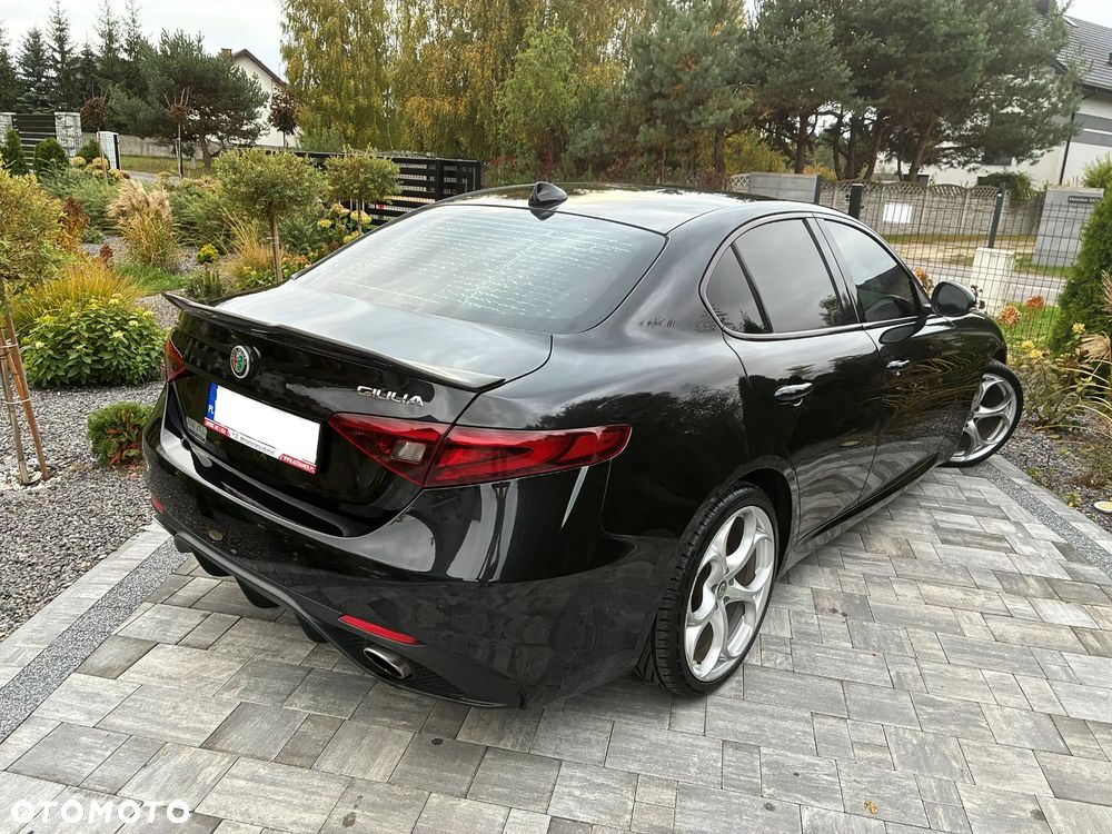Alfa Romeo Giulia 2.0 Turbo Veloce - 28