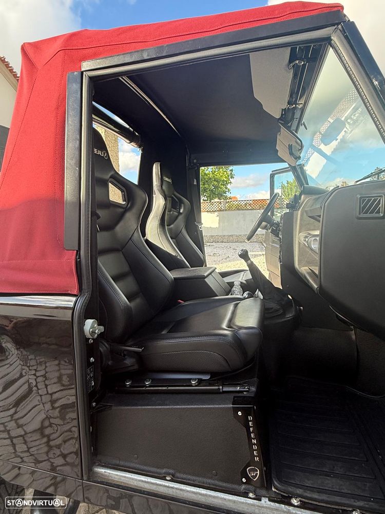 Land Rover Defender 90 DPF Soft Top E - 20