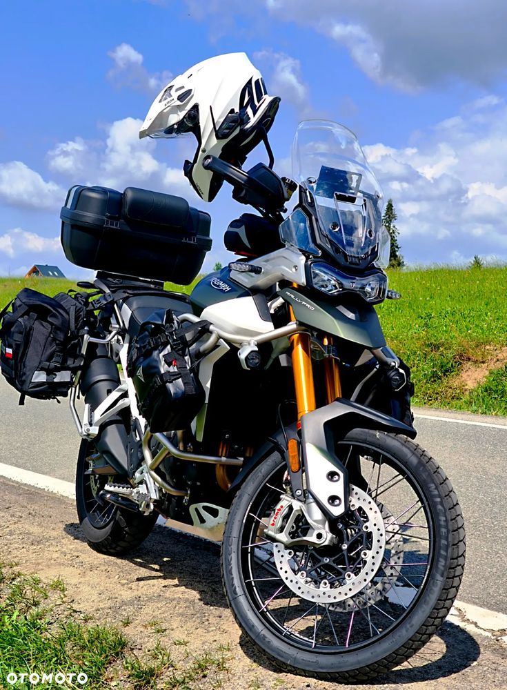 Triumph Tiger - 1