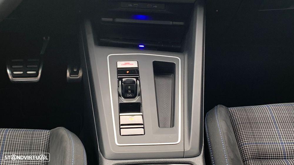 VW Golf 1.4 eHybrid OPF DSG GTE - 23