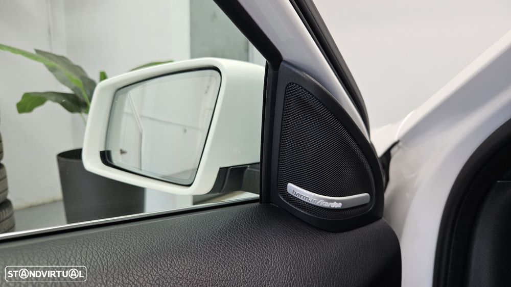 Mercedes-Benz GLA 250 AMG Line 4-Matic - 21