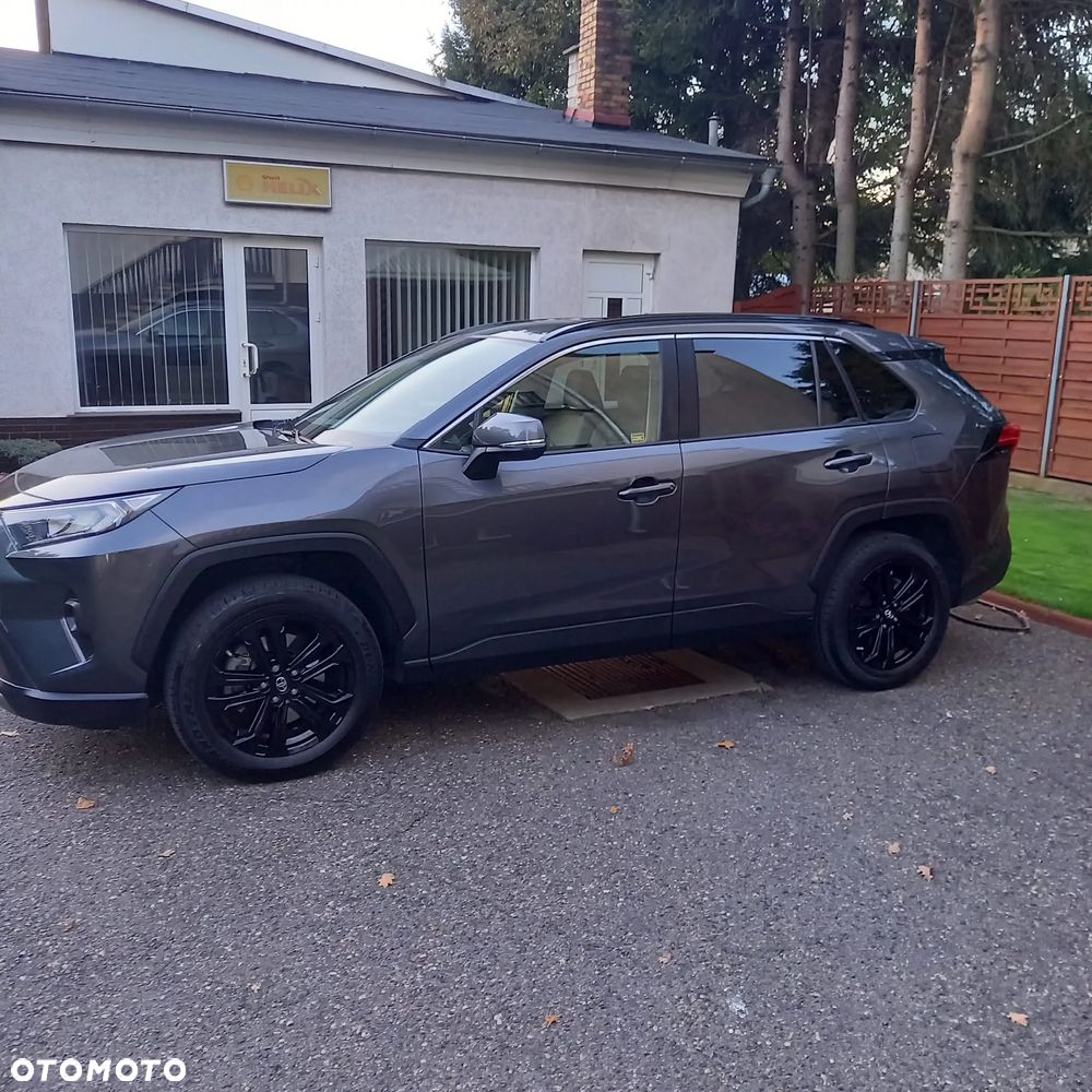 Toyota RAV4 - 11