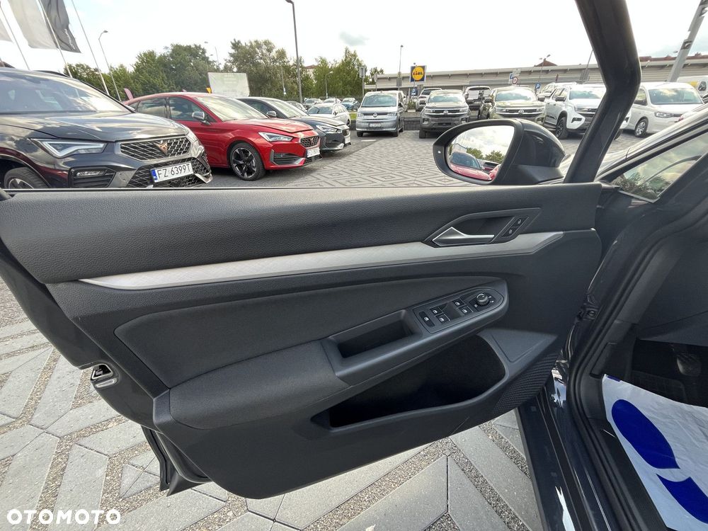 Volkswagen Golf VIII 2.0 TDI Life - 13