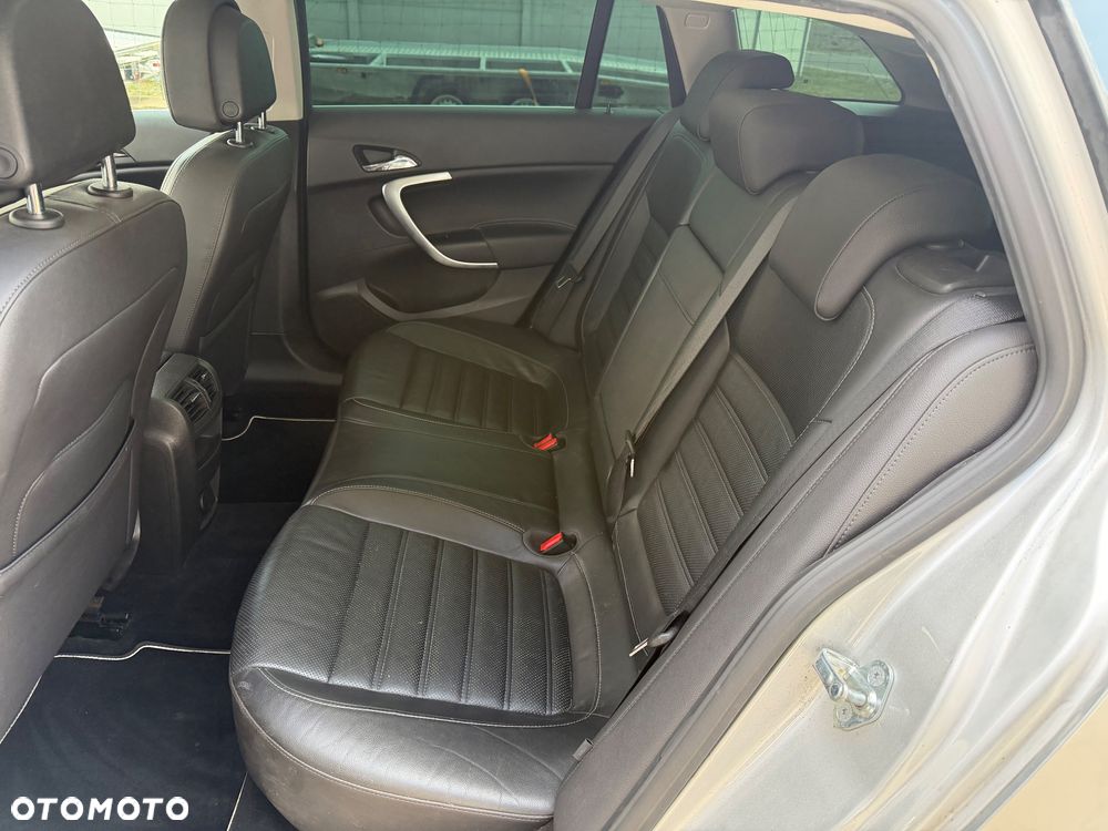 Opel Insignia 2.8 V6 Turbo 4x4 Cosmo - 10