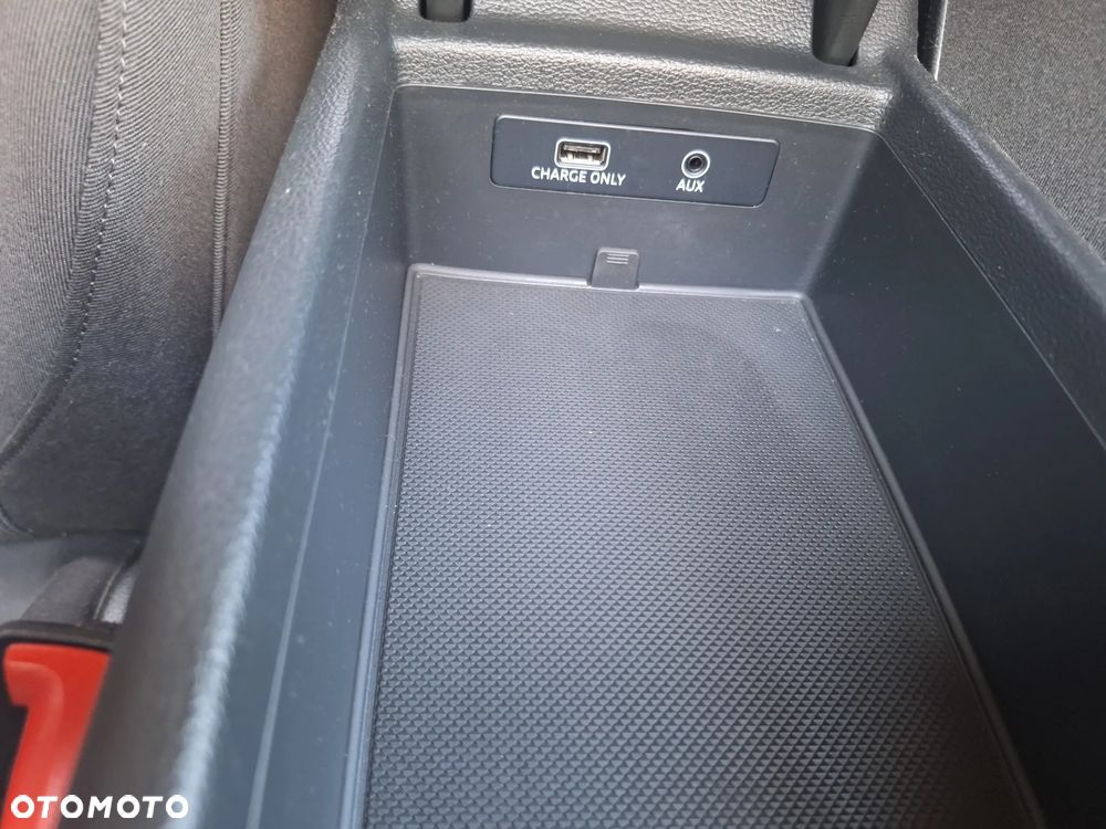 Audi A4 Avant 35 TDI S tronic - 11