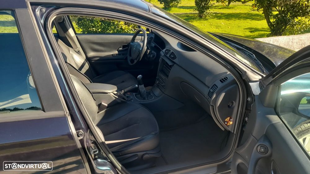 Renault Laguna Break 1.6 Privilége - 38