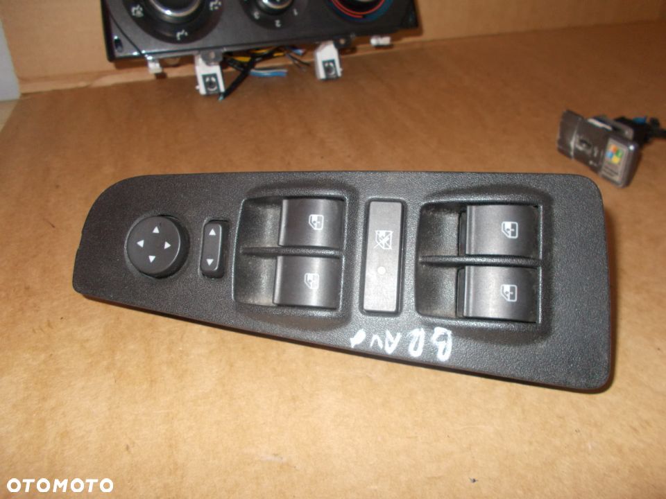 PANEL KLIMATYZACJI PANEL SZYB KIEROWCY WEJŚCIE USB FIAT BRAVO II 5G7846100 735451308 ORYGINAŁ - 4