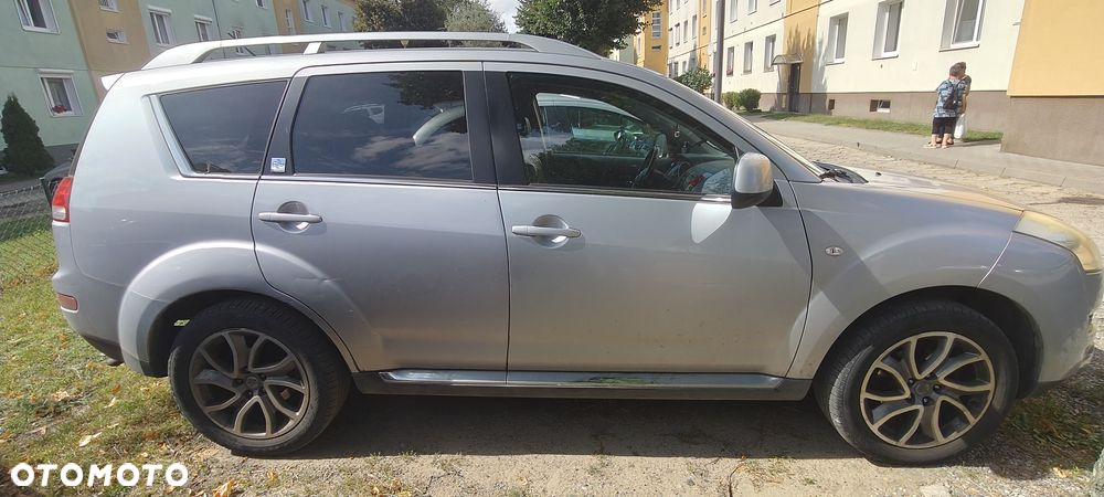 Citroën C-Crosser 2.2 HDi Exclusive - 4