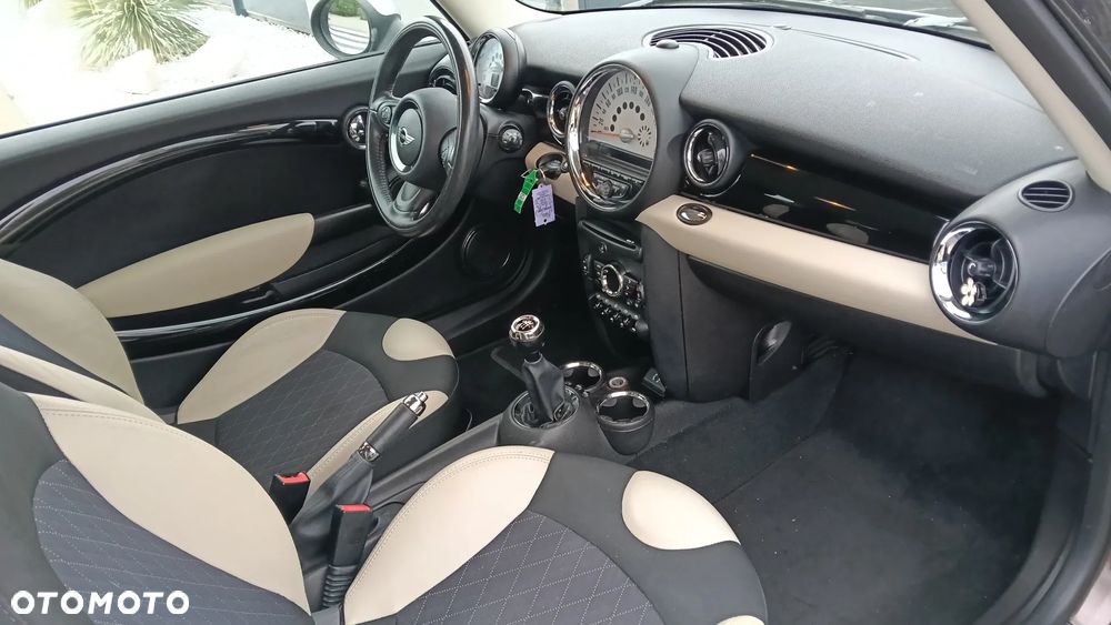 MINI Clubman - 18
