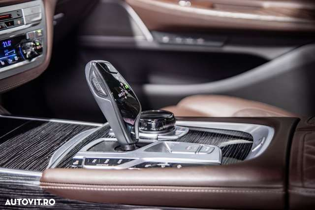 BMW Seria 7 - 11
