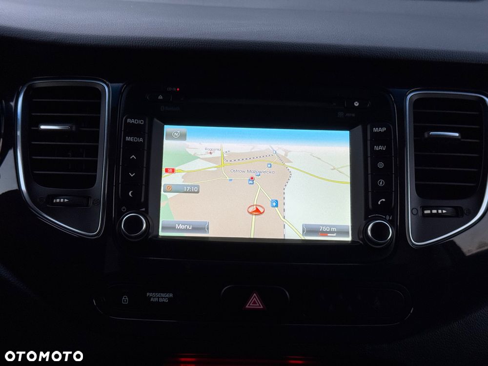Kia Carens 1.7 CRDi 136 Fifa World Cup Edition - 35
