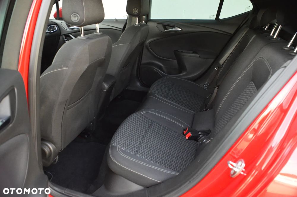Opel Astra 1.6 Turbo Start/Stop Innovation - 8
