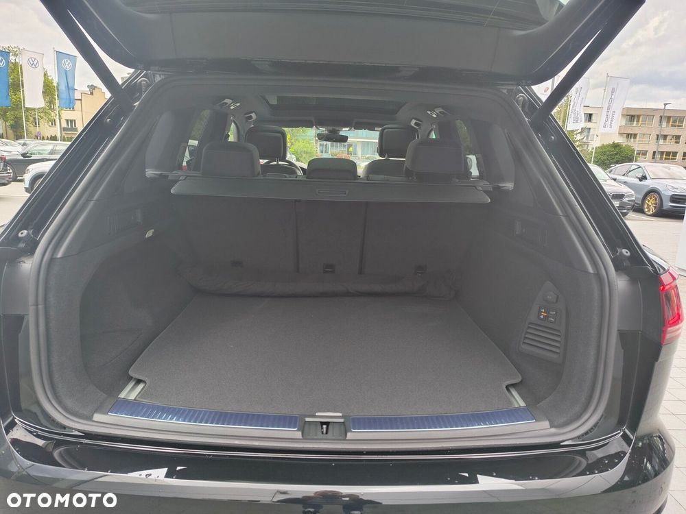 Volkswagen Touareg - 10