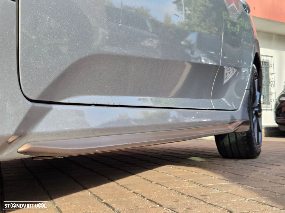 Honda Civic 1.0 i-VTEC Executive - 11
