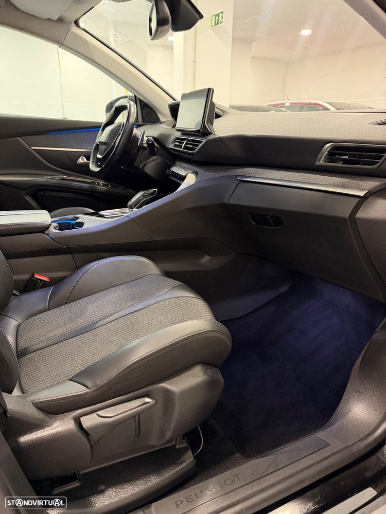 Peugeot 5008 PureTech 130 EAT8 Stop & Start Allure Pack - 15