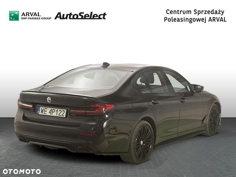 BMW Seria 5 530i mHEV - 6
