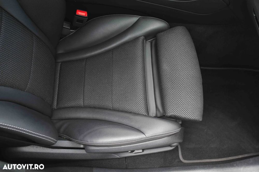 Mercedes-Benz GLC 350 e 4Matic 7G-TRONIC AMG Line - 24