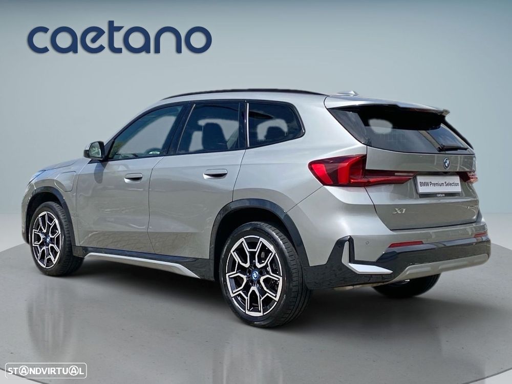 BMW X1 xDrive25e xLine - 28