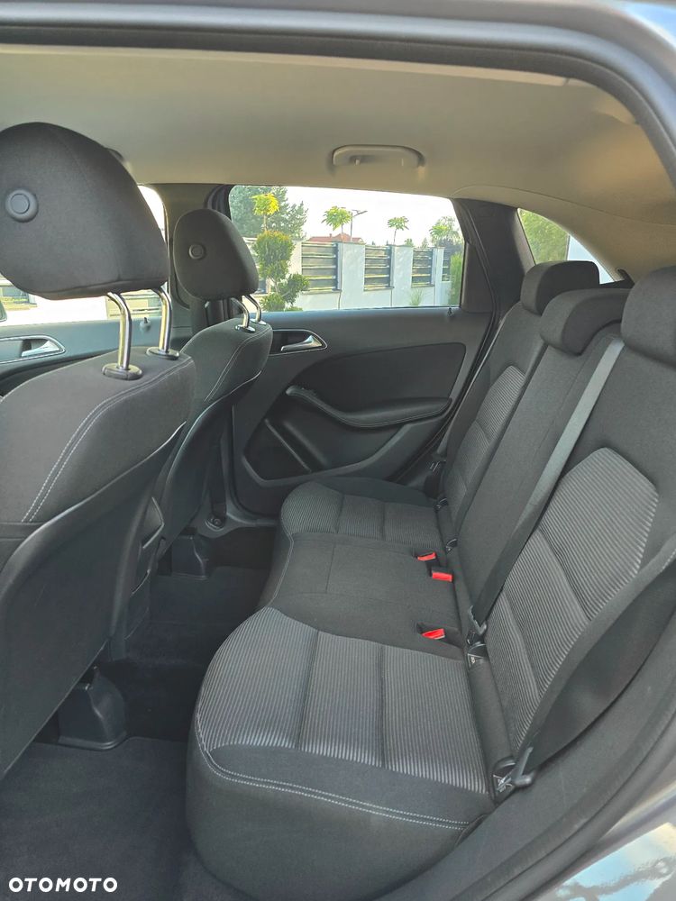 Mercedes-Benz Klasa B 250 4Matic 7G-DCT - 15