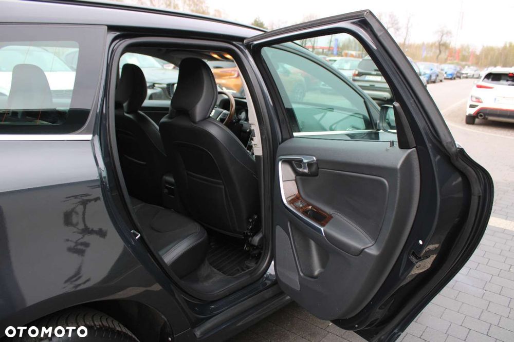 Volvo XC 60 - 23