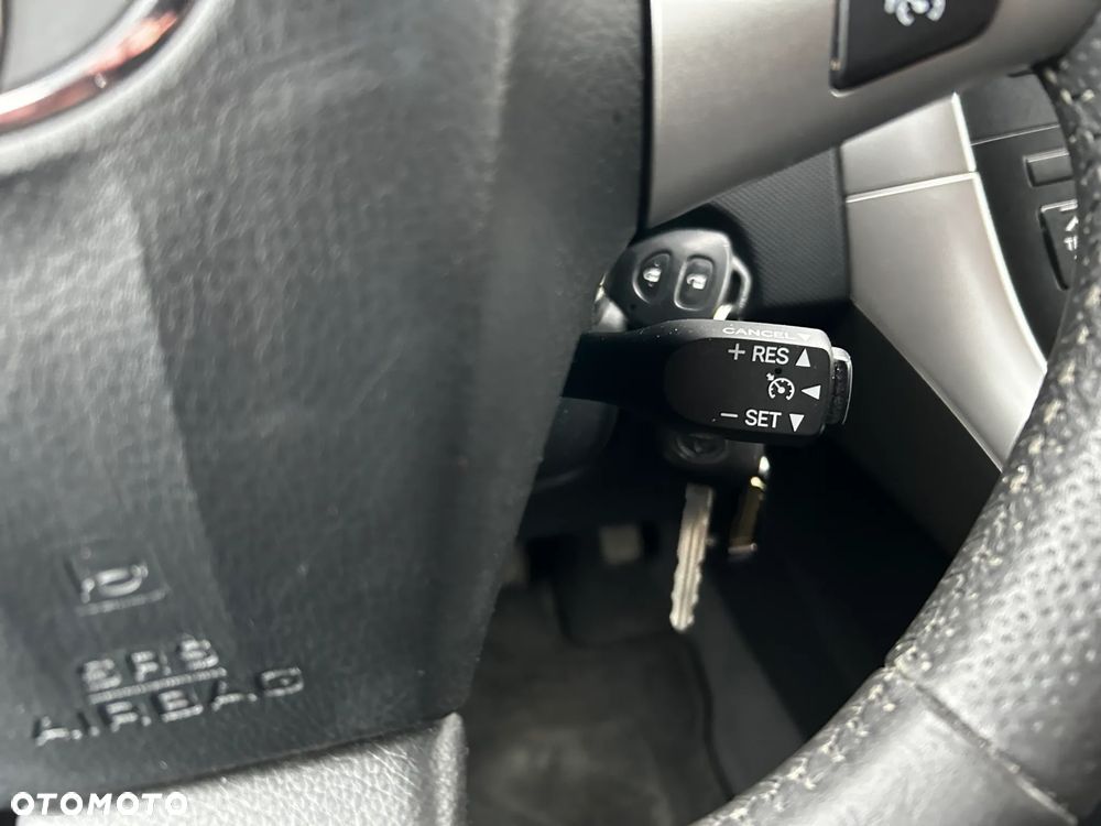 Toyota Auris 1.6 Premium - 18
